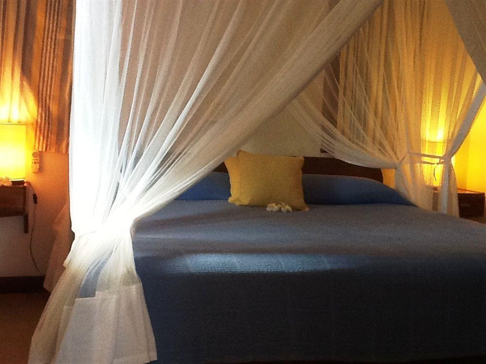 L'Hirondelle Guest House Anse Volbert Village Buitenkant foto