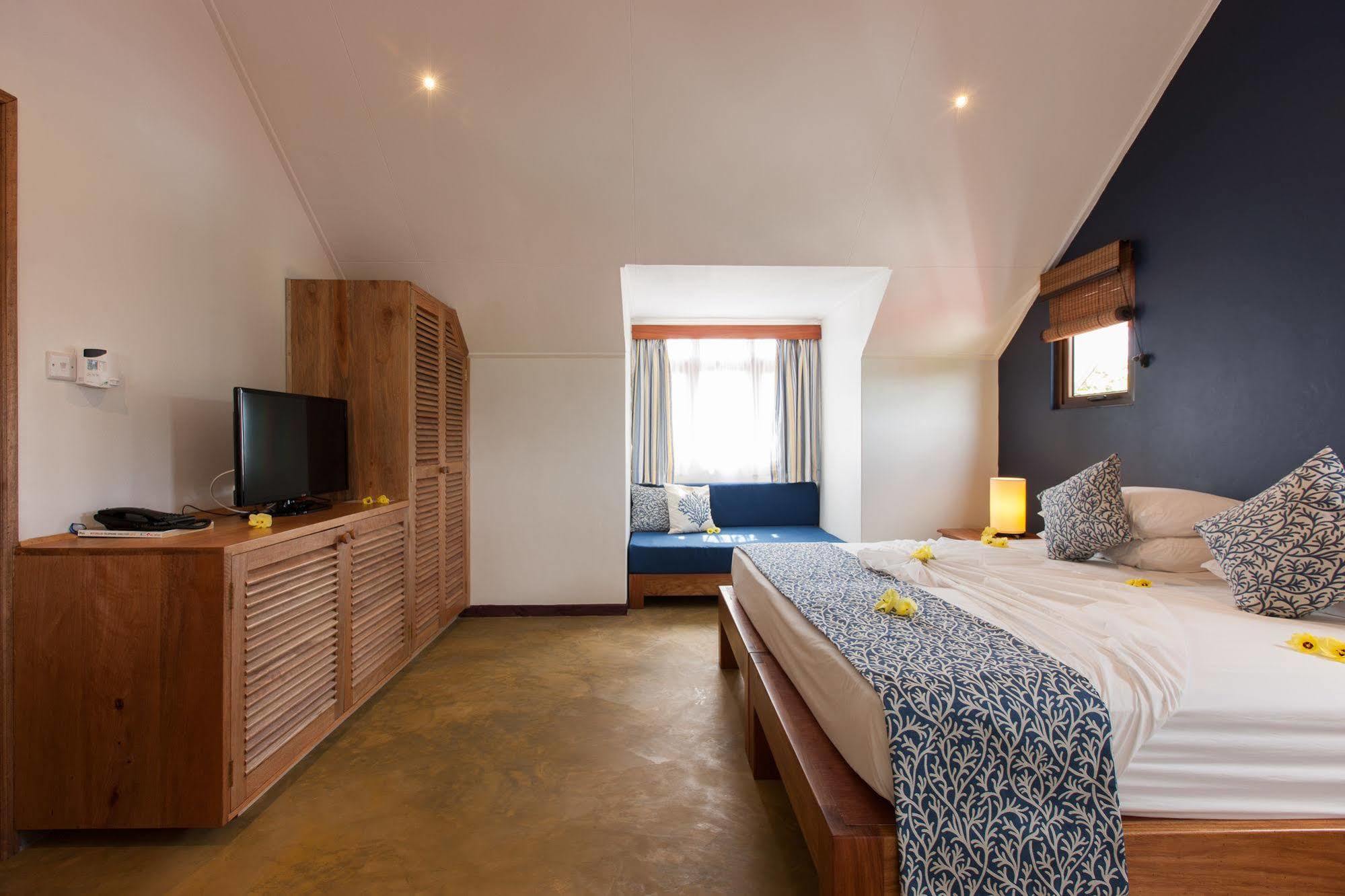 L'Hirondelle Guest House Anse Volbert Village Buitenkant foto